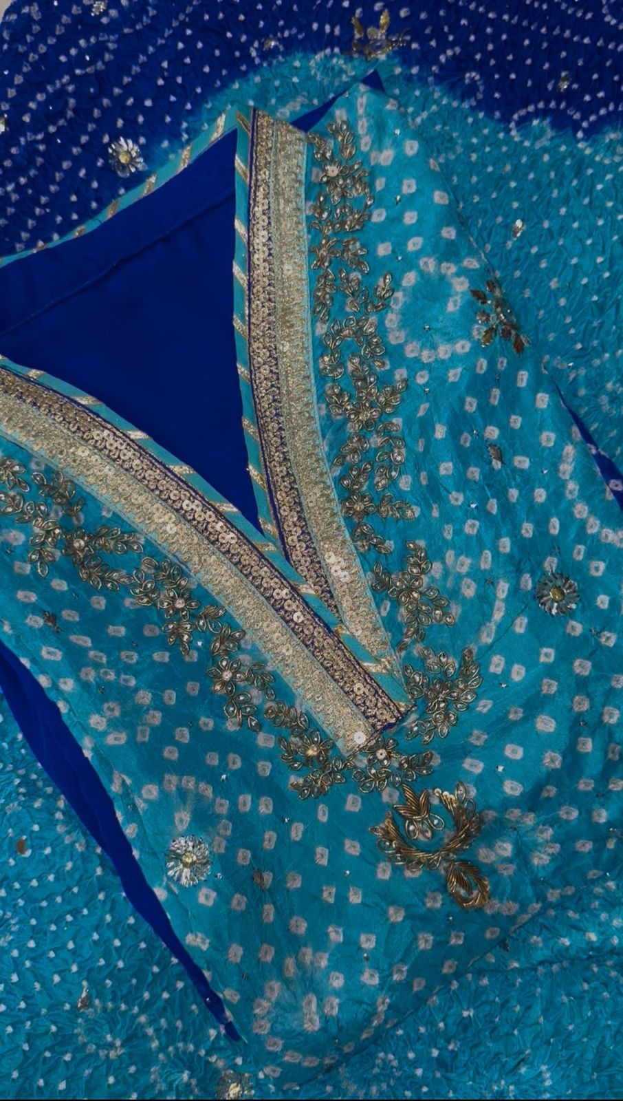 Chunnri Ensemble - Image 4
